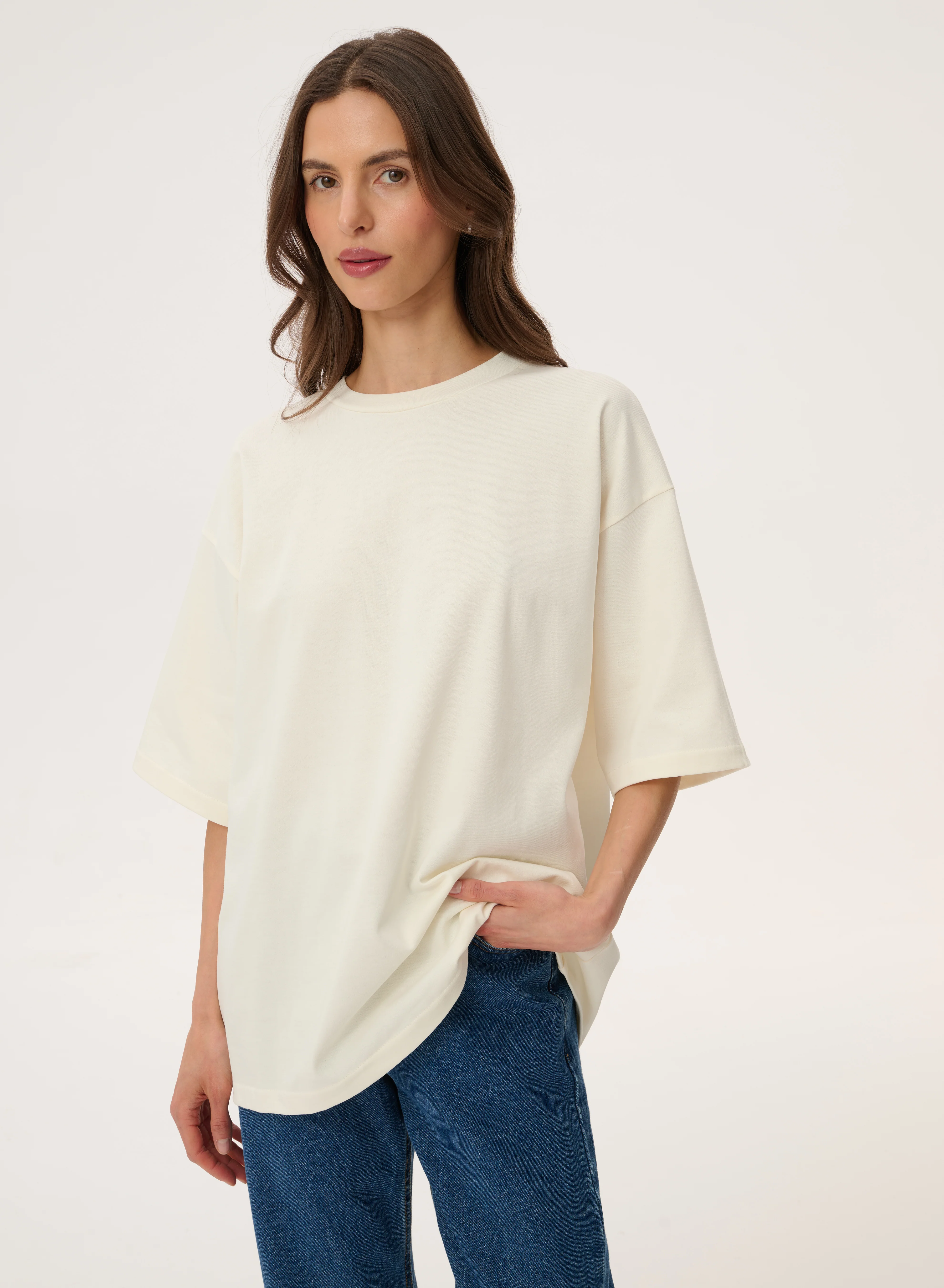 T-shirt oversize w kolorze ecru - Weston - Image 3