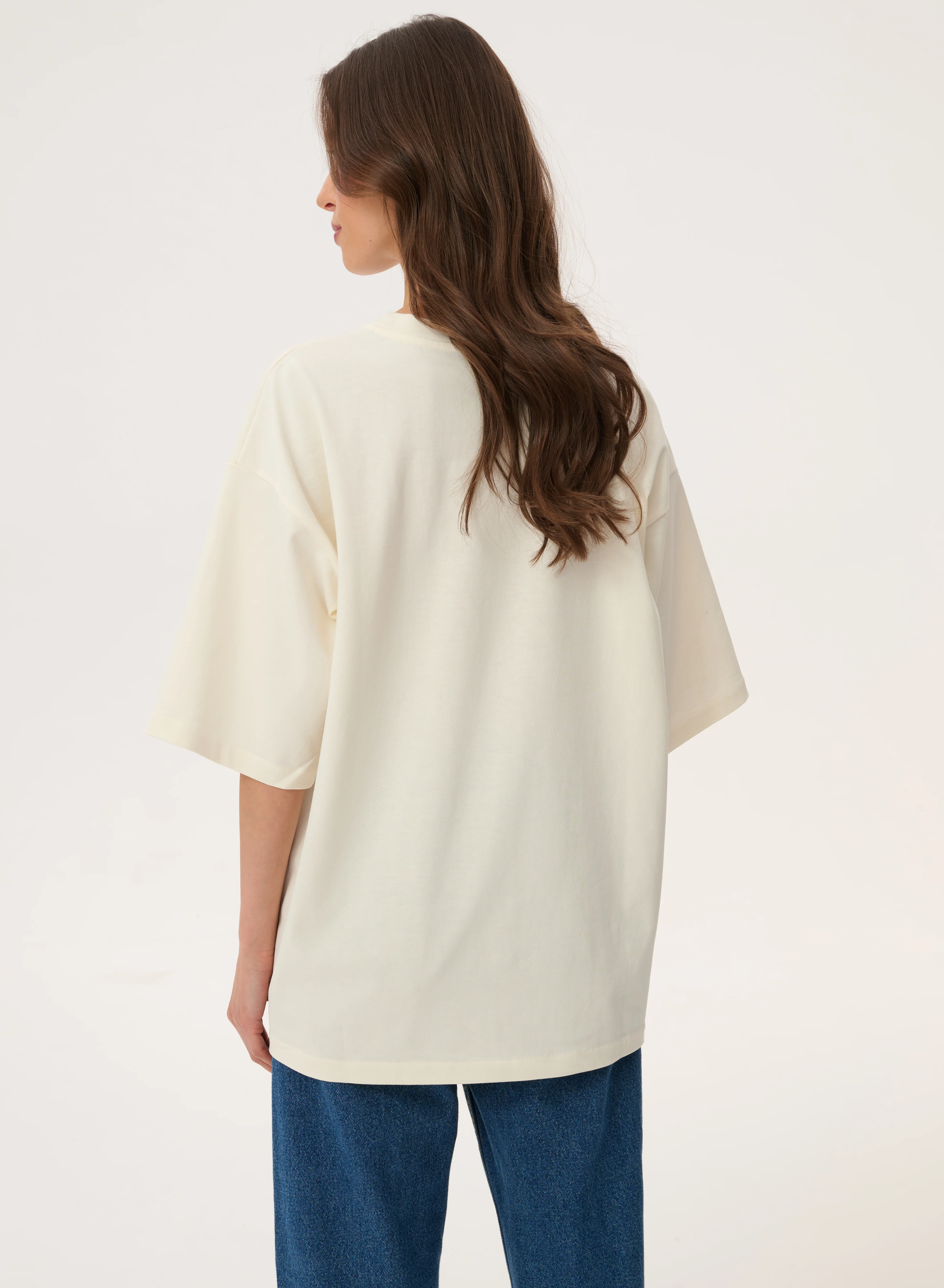 T-shirt oversize w kolorze ecru - Weston - Image 4