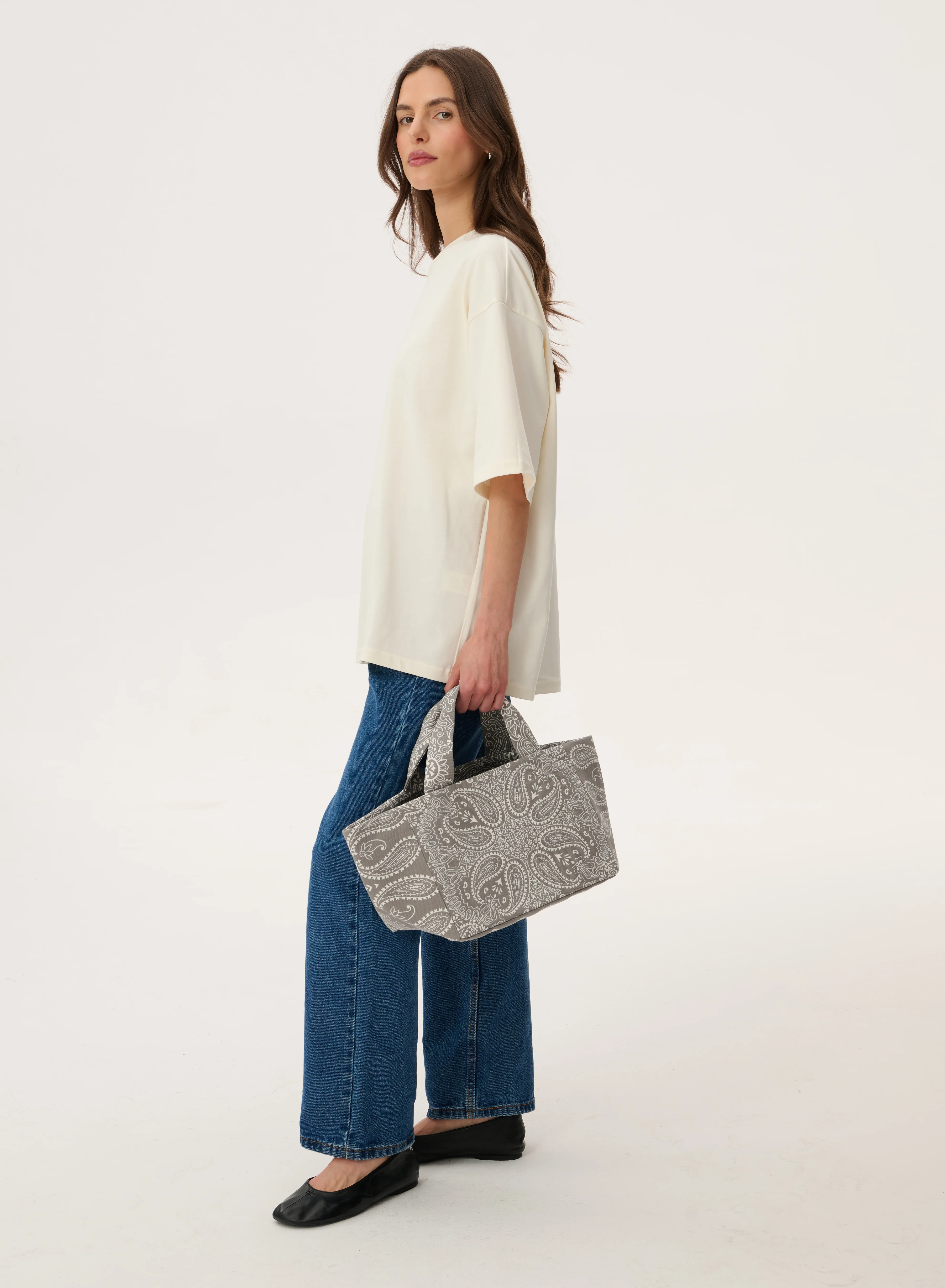 T-shirt oversize w kolorze ecru - Weston - Image 5